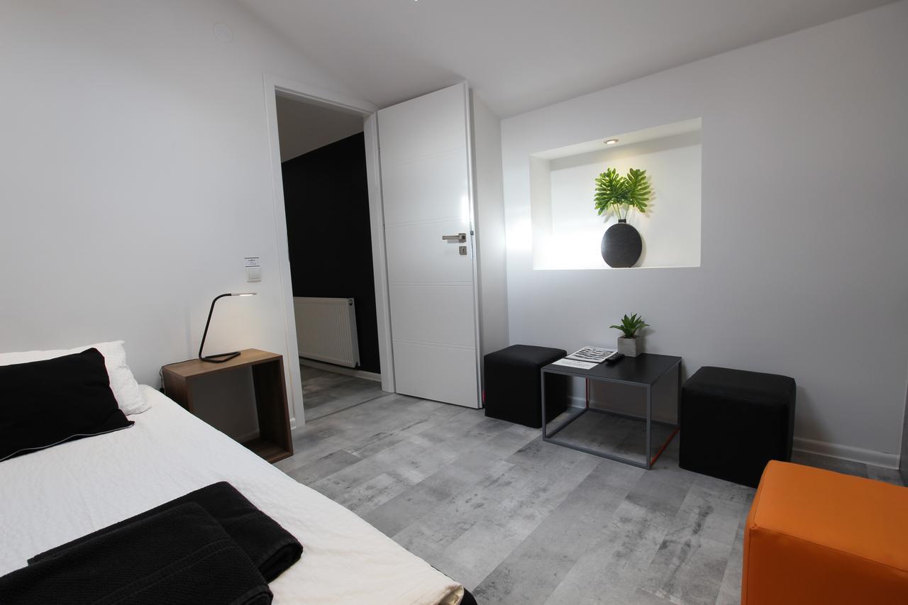 Rainbow Apartments 1 คราคูฟ ภายนอก รูปภาพ