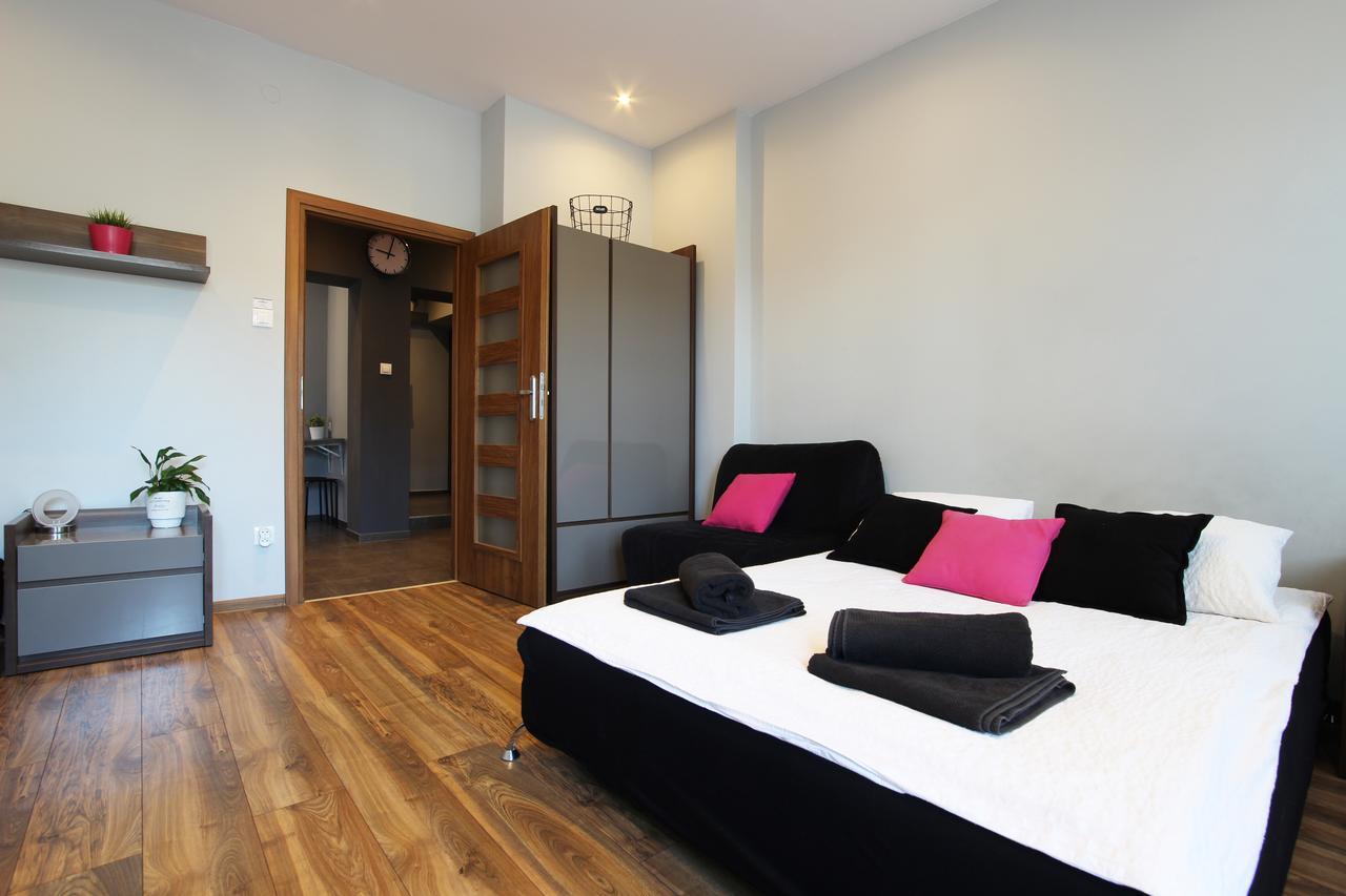 Rainbow Apartments 1 คราคูฟ ภายนอก รูปภาพ